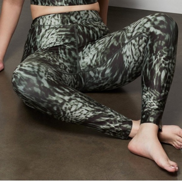 Good American WILD NIGHT LEGGING - Picture 5 of 5